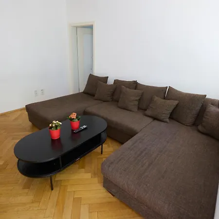 Apartment Monteurhaus Goldberg *